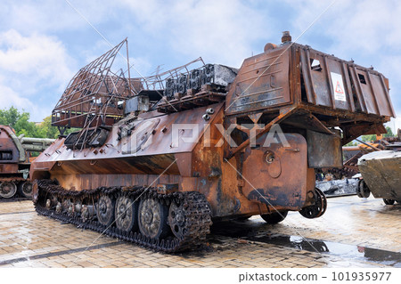 Destroyed Russian military equipment on Kyiv square for viewing. Destroyed Russian military equipment on Kyiv square for viewing. 101935977