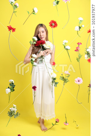 Beautiful Woman Concept Beautiful Woman Concept 101937977