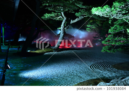 Japanese garden of Yushien 101938084