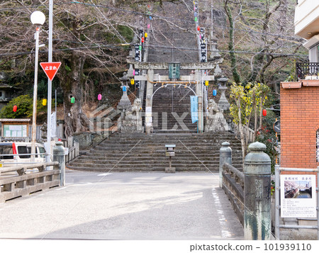 [Suwa Shrine] Sako River and Suwa Bridge 101939110
