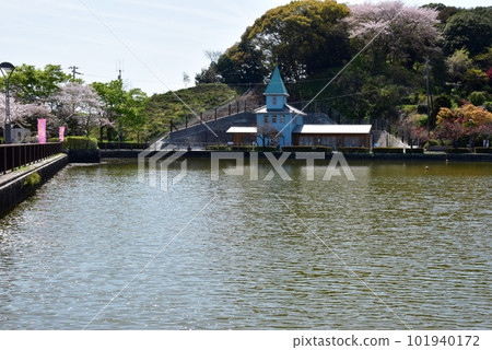 藤枝市:蓮華寺、湯加里坊(原藤枝精茶商行)和櫻花盛開的蓮華寺公園 藤枝市:蓮華寺、湯加里坊(原藤枝精茶商行)和櫻花盛開的蓮華寺公園 101940172
