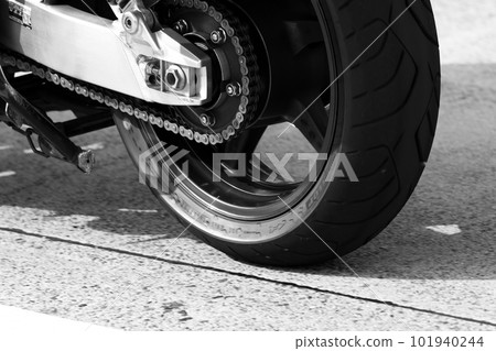 Police motorcycle (image) 101940244