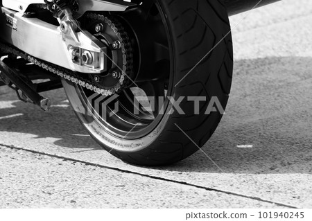 Police motorcycle (image) 101940245