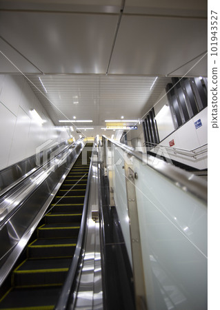 Image of subway Kokkaigijidomae station 101943527