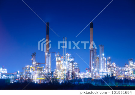 View of the plant at night. Industrial landscape. Production. Heavy industry. 101951694