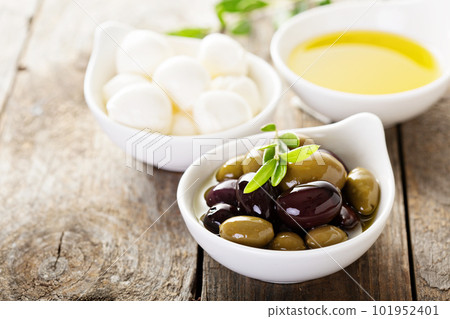 Olive oil in vintage bottle 101952401