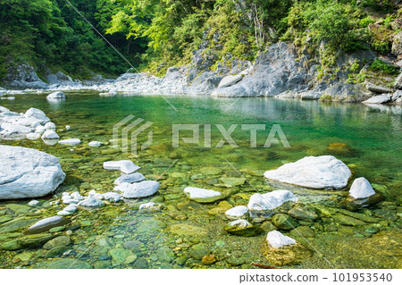 Iyakeki Iyakeki 101953540