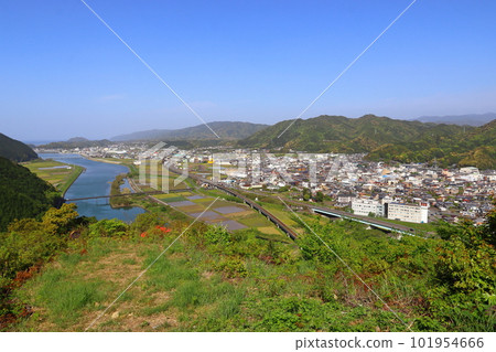 View of Sukumo Station and Higashi-Sukumo Station suburbs from Araseyama Observatory 101954666