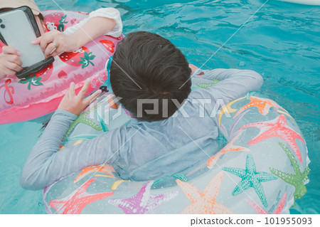 pool, pools, child 101955093