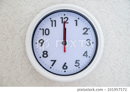 Exactly 12:00 Exactly 12:00 101957572