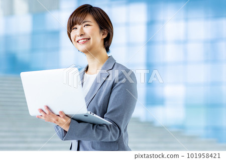 Business woman suit woman 101958421