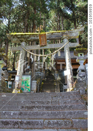 禦岳神社 101959959