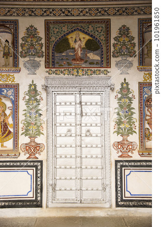 Colorful mythological painting on the inner wall of Dr. Ramnath Podar Haveli Museum, decorated with painted murals, located in Nawalgarh, Rajasthan, India Colorful mythological painting on the inner wall of Dr. Ramnath Podar Haveli Museum, decorated with painted murals, located in Nawalgarh, Rajasthan, India 101961850