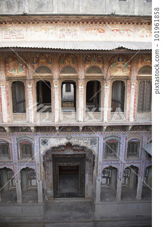 Kamal Morarka Haveli Museum in Shekhawati decorated with painted murals, located in Nawalgarh, Rajasthan, India Kamal Morarka Haveli Museum in Shekhawati decorated with painted murals, located in Nawalgarh, Rajasthan, India 101961858
