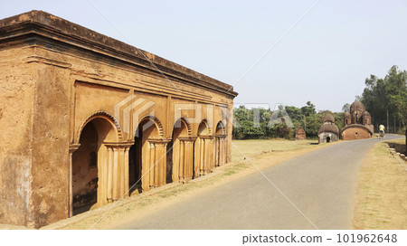Roadside View of Kalachand Temple Complex, Pathra, West Bengal, India. 101962648