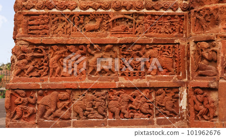 War Scenes Carvings on the Jor Bangla Temple, Bishnupur, West Bengal, India. 101962676