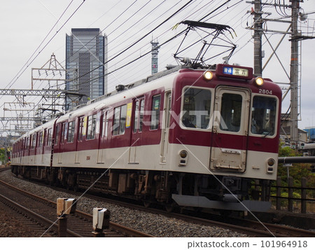 Local train on the Kintetsu Nagoya Line Local train on the Kintetsu Nagoya Line 101964918