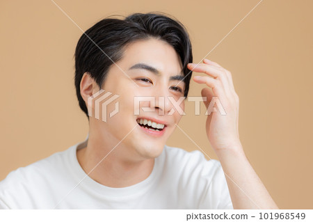 Male skin care image 101968549