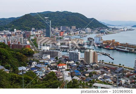Fukuoka/Yamaguchi Prefecture/ Distant view of Mojiko (Wafukari Park/Mekari Park) Fukuoka/Yamaguchi Prefecture/ Distant view of Mojiko (Wafukari Park/Mekari Park) 101969001
