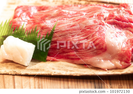 Luxury brand Wagyu Yonezawa beef for sukiyaki and shabu-shabu 101972130