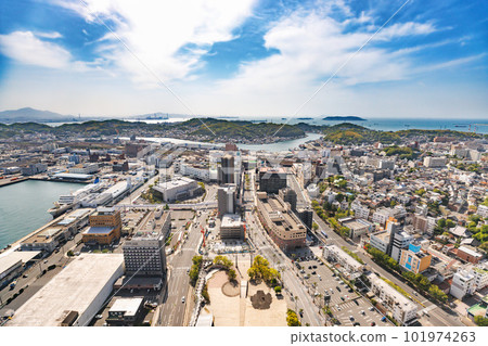 Cityscape of Shimonoseki, Yamaguchi Prefecture and Kitakyushu seen from the top of the tower 101974263