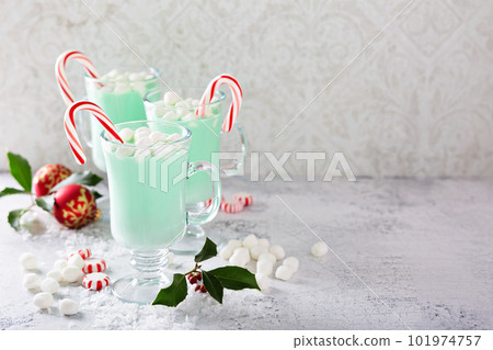 Green peppermint hot chocolate with marshmallows Green peppermint hot chocolate with marshmallows 101974757