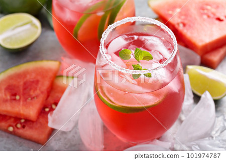 Watermelon cocktail with lime Watermelon cocktail with lime 101974787