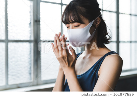 面具的女人 101977689