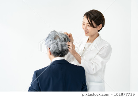 AGA treatment senior male AGA treatment senior male 101977739