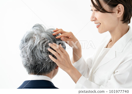 AGA治療高級男性 101977740