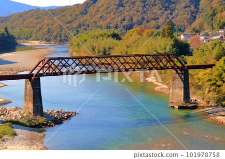 北名鐵道木曾川橋 北名鐵道木曾川橋 101978758