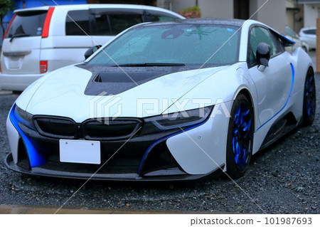 Parking sports car 101987693