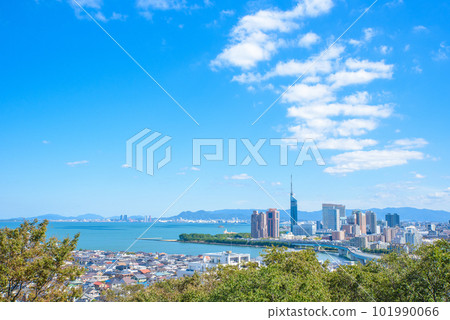 Fukuoka Tower and the scenery of Hakata Bay around Momochi, the view from Mt. Atago Akizora, Fukuoka City 101990066