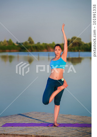 girl doing yoga exercise 101991338