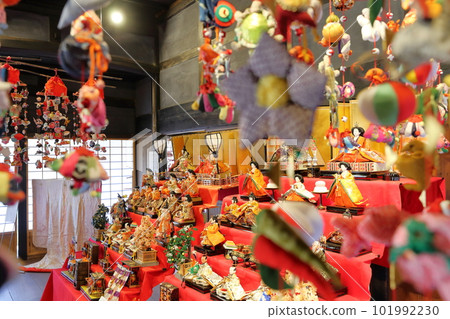 Traditional Hina Dolls (Former Ichikawa Family Residence, Nisshin City, Aichi Prefecture) Traditional Hina Dolls (Former Ichikawa Family Residence, Nisshin City, Aichi Prefecture) 101992230