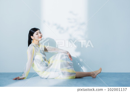 護髮美容形象 102001137