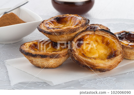 Egg tarts Egg tarts 102006090