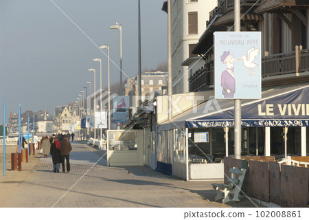 特魯維爾 102008861