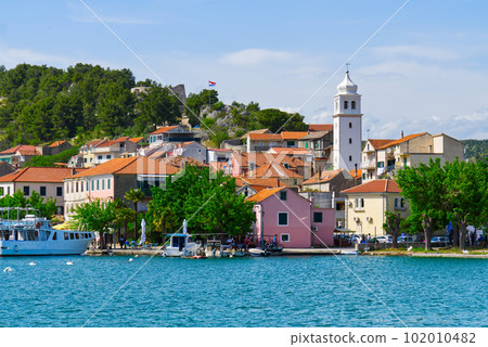 Skradin, Croatia. View on the Skradin and yachts in Krka national park in Croatia Skradin, Croatia. View on the Skradin and yachts in Krka national park in Croatia 102010482