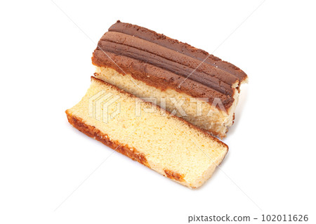 Outlet cut-off castella [white background/cut-out] 102011626