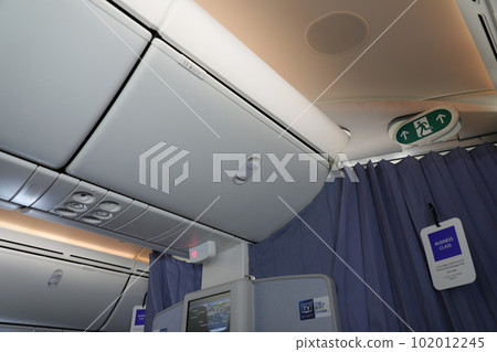 787 102012245