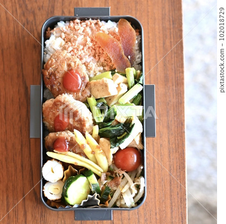 Men's bento (tofu hamburger bento) Men's bento (tofu hamburger bento) 102018729