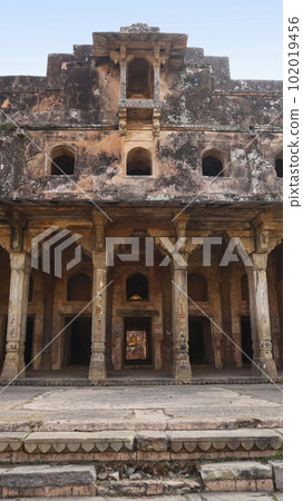 Inside Pillar view of Rohtas Fort Palace, Rohtas, Bihar.. 102019456