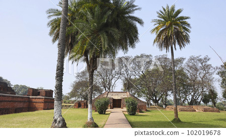 Small Ruin Temple in the Complex of Nalanda University, Rajgir, Nalanda, Bihar.. 102019678