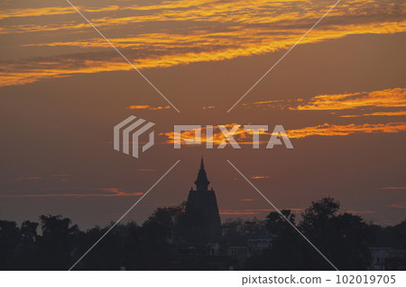 Beautiful Silhouette of Mahabodhi Temple During Evening Time, Bodh Gaya, Bihar.. Beautiful Silhouette of Mahabodhi Temple During Evening Time, Bodh Gaya, Bihar.. 102019705