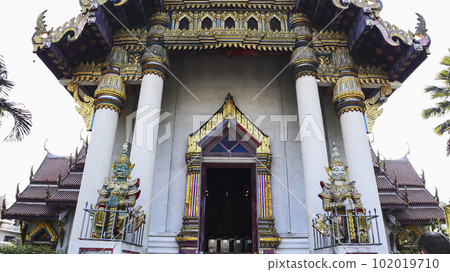 Rear view of beautiful Thai Monastery, Bodh Gaya, Bihar.. 102019710
