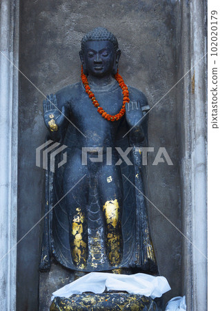 Statue of Lord Budhha With Blessing Hands, Mahabodhi Temple, Bodh Gaya, Bihar 102020179