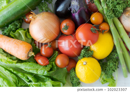 Assorted vegetables 102023307
