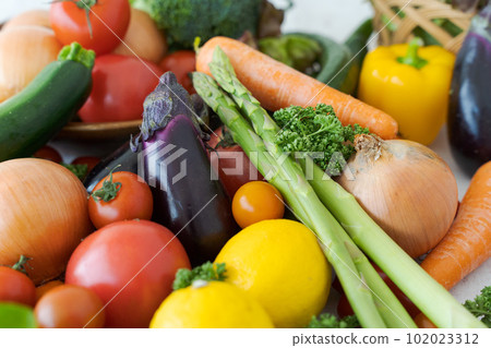 Assorted vegetables Assorted vegetables 102023312