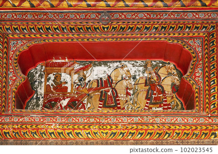 Colourful mythological paintings on the inner wall of Sone - Chandi Ki Dukaan, shop of gold and silver, Mahansar, Shekhawati, Rajasthan, India 102023545